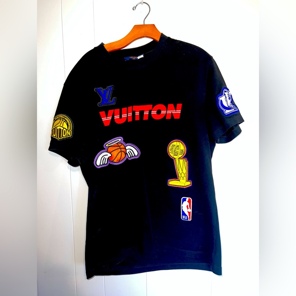 LVXNBA MULTI-LOGO T-SHIRT
